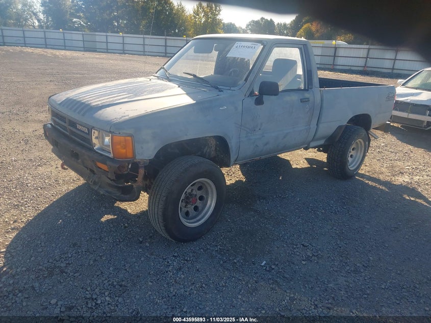 1987 Toyota Pickup Rn63 Std VIN: JT4RN63R9H0132370 Lot: 43595893