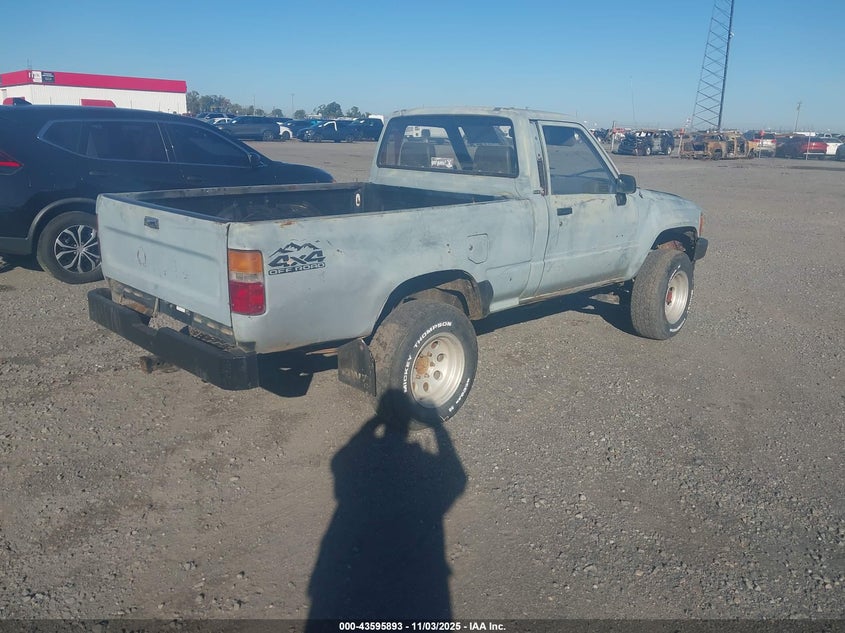 1987 Toyota Pickup Rn63 Std VIN: JT4RN63R9H0132370 Lot: 43595893