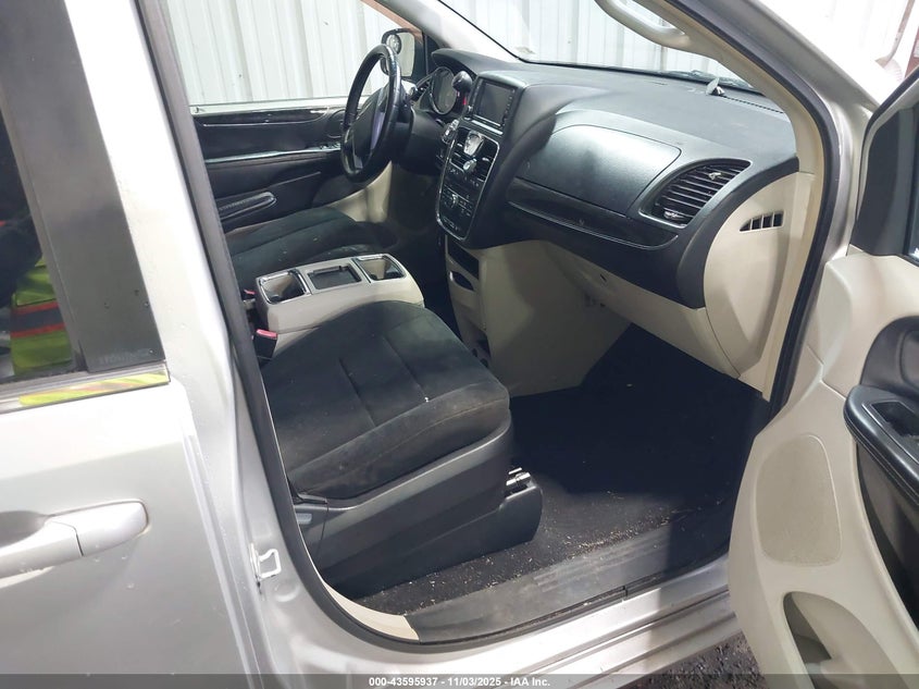 2A4RR5DG0BR771577 2011 CHRYSLER TOWN & COUNTRY photo no. 5