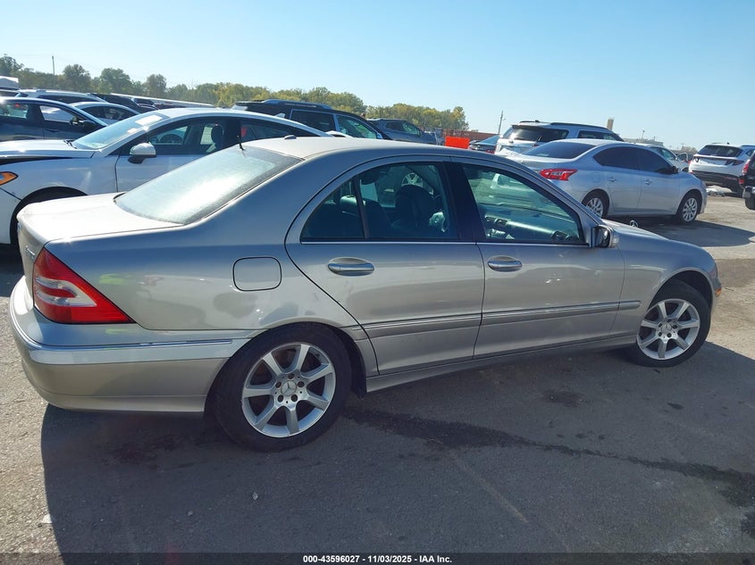 2007 Mercedes-Benz C 280 Luxury 4Matic VIN: WDBRF92H87F846945 Lot: 43596027