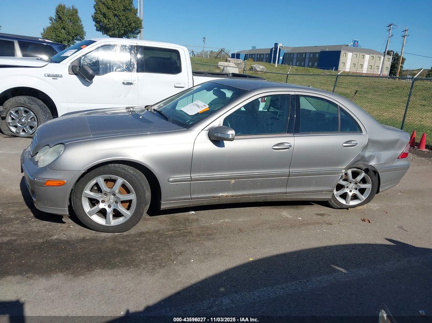 2007 Mercedes-Benz C 280 Luxury 4Matic VIN: WDBRF92H87F846945 Lot: 43596027