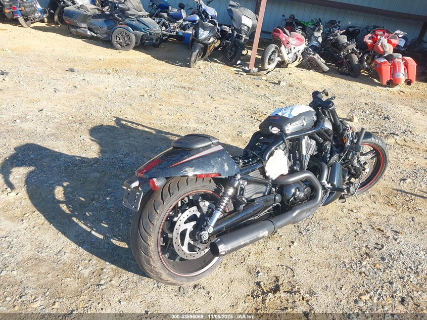 1HD1HHH19CC800984 2012 HARLEY-DAVIDSON NIGHT ROD SPECIAL photo no. 4