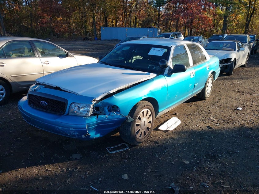 2FABP7BV0BX175476 2011 FORD CROWN VICTORIA photo no. 2