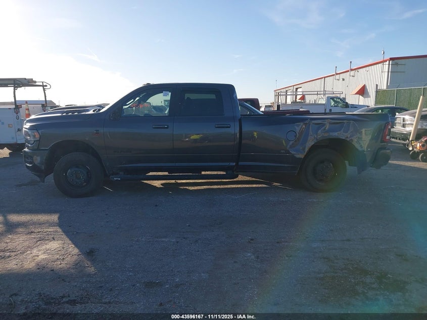 2024 Ram 3500 Laramie 4X4 8' Box VIN: 3C63RRJL2RG389160 Lot: 43596167