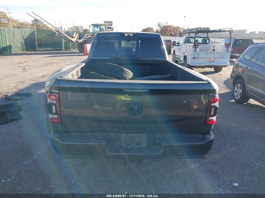 2024 Ram 3500 Laramie 4X4 8' Box VIN: 3C63RRJL2RG389160 Lot: 43596167