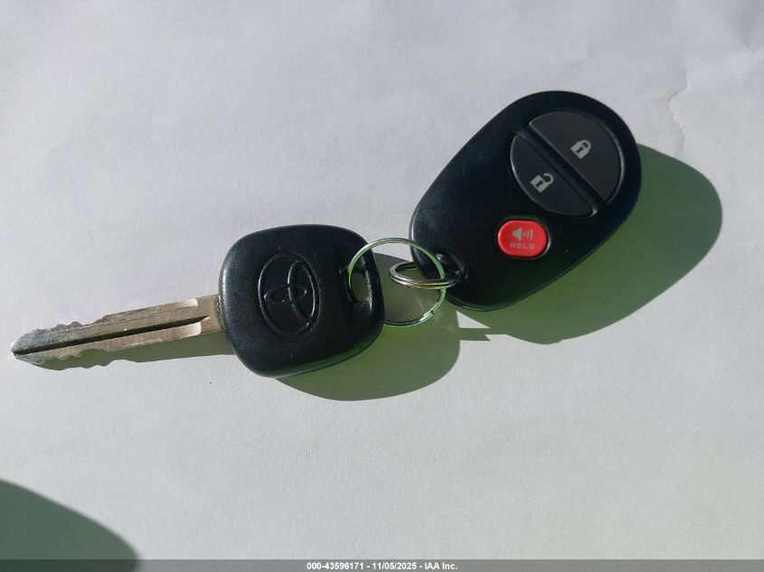 2014 Toyota Tacoma Base V6 VIN: 3TMLU4EN8EM136989 Lot: 43596171