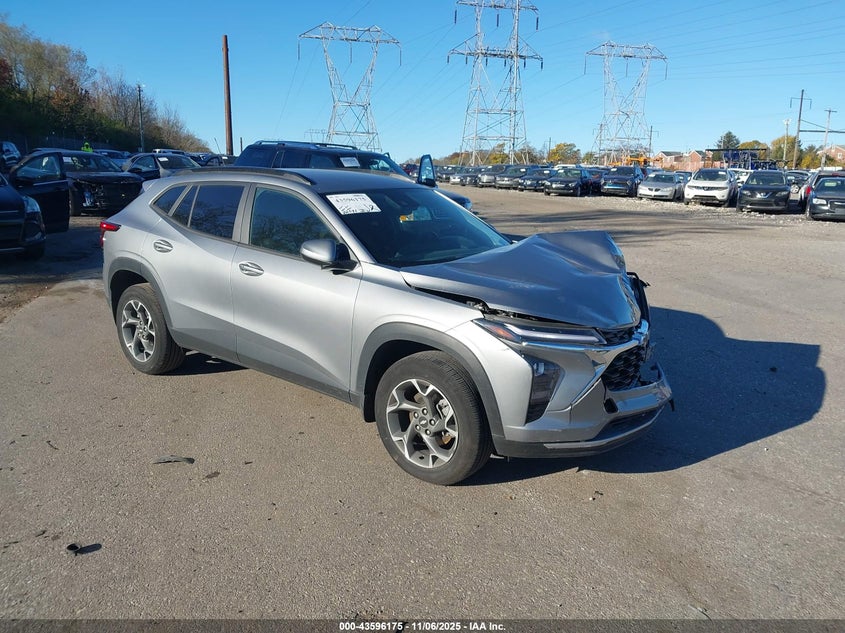 CHEVROLET TRAX FWD LT