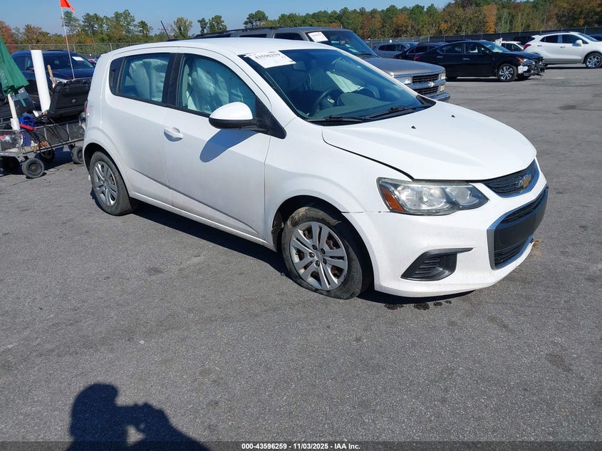 CHEVROLET SONIC LT AUTO