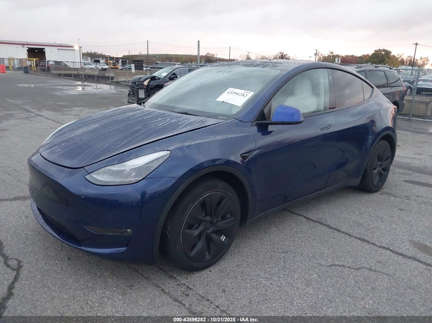 5YJYGDEE2MF298956 2021 TESLA MODEL Y photo no. 2