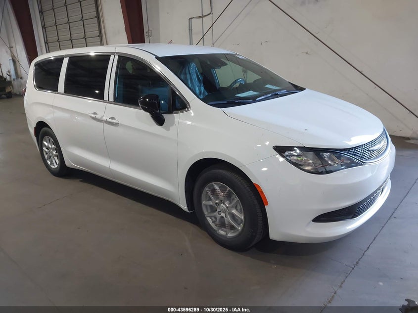 2C4RC1CG7TR185087 2026 CHRYSLER VOYAGER photo no. 8