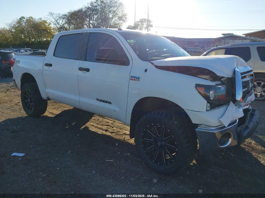 TOYOTA TUNDRA GRADE 5.7L V8