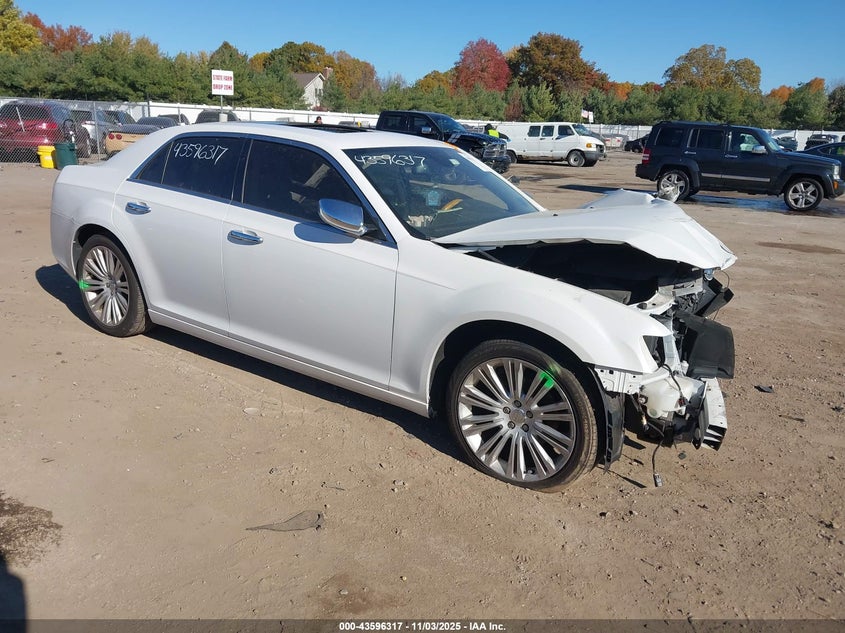 2013 CHRYSLER 300C - 2C3CCAEG8DH532666