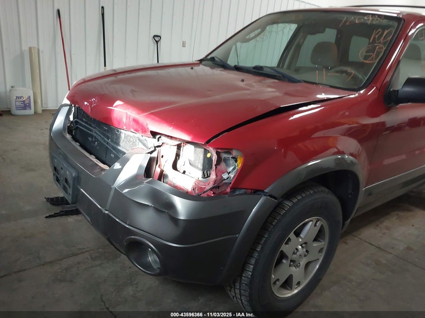 2005 Ford Escape Xlt VIN: 1FMYU93105KA35810 Lot: 43596366