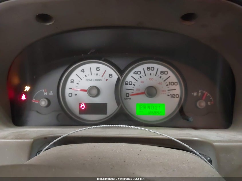 2005 Ford Escape Xlt VIN: 1FMYU93105KA35810 Lot: 43596366