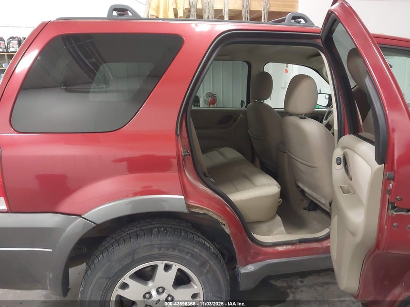 2005 Ford Escape Xlt VIN: 1FMYU93105KA35810 Lot: 43596366