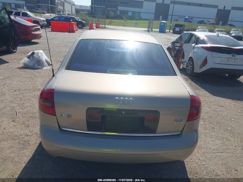 1998 Audi A6 VIN: WAUBA24B4WN139909 Lot: 43596380