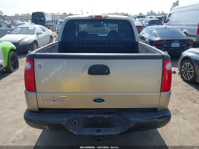 2002 Ford Explorer Sport Trac VIN: 1FMZU77E52UD28141 Lot: 43596384