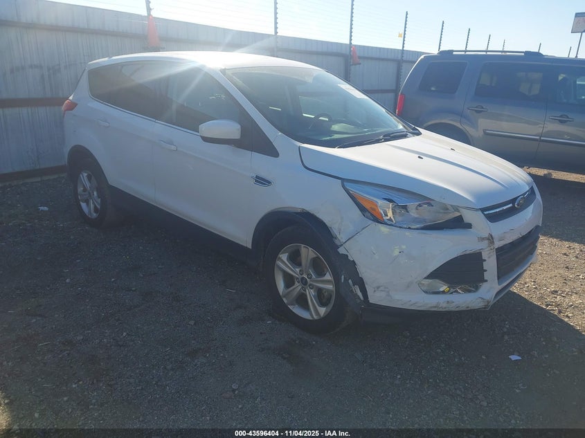 2015 FORD ESCAPE SE - 1FMCU0G70FUA37101
