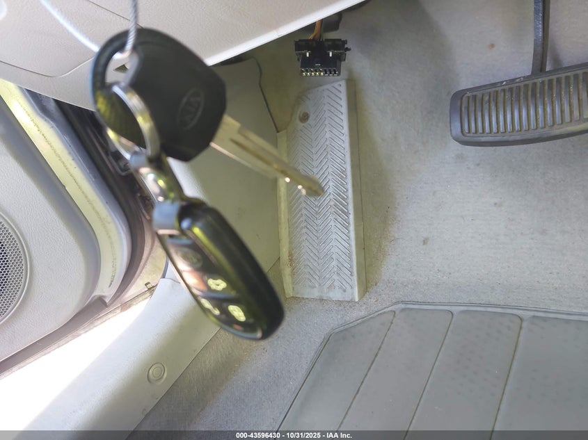 2005 Kia Spectra Ex/Lx/Sx VIN: KNAFE121055076364 Lot: 43596430