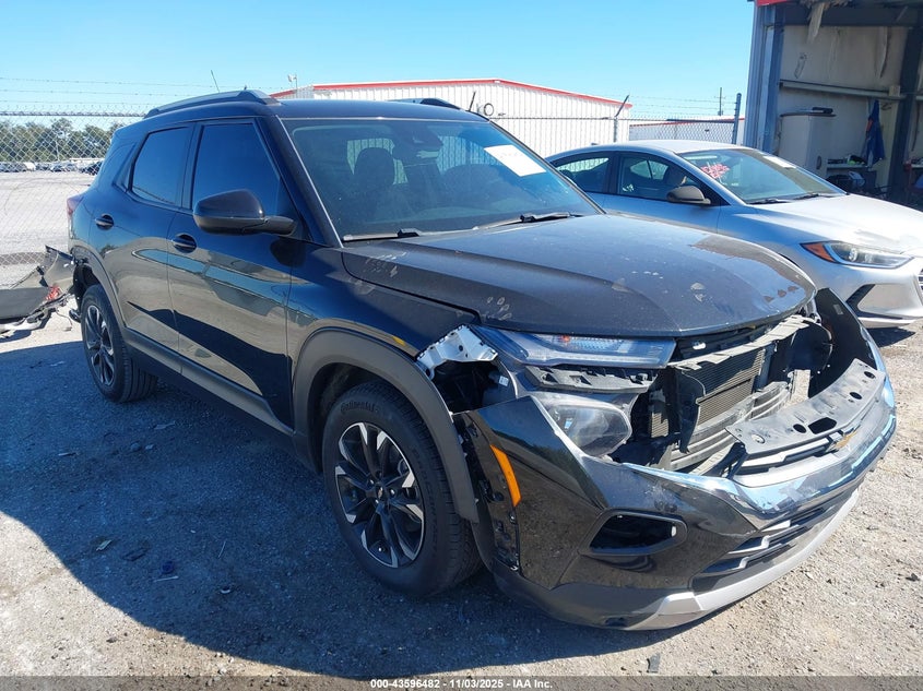 CHEVROLET TRAILBLAZER FWD LT