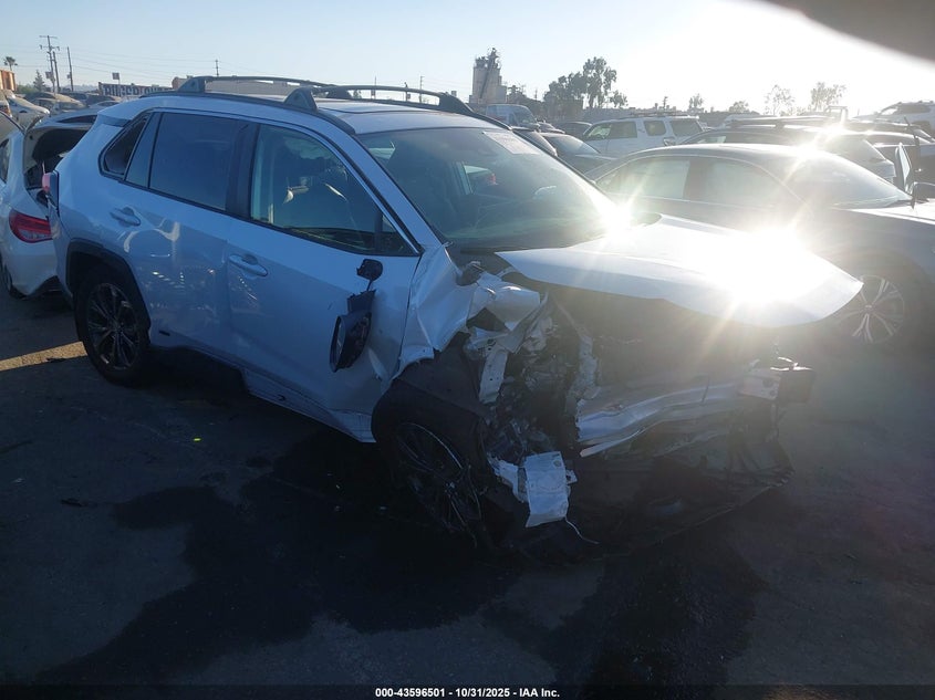 TOYOTA RAV4 HYBRID XLE PREMIUM