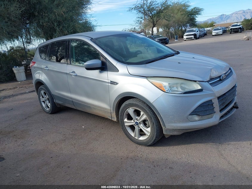 FORD ESCAPE SE