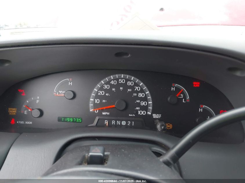 2000 Ford F-150 Work Series/Xl/Xlt VIN: 2FTPF18L2YCA07411 Lot: 43596644