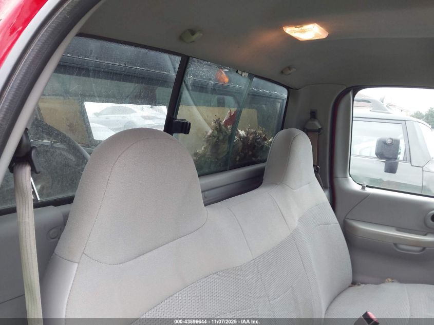 2000 Ford F-150 Work Series/Xl/Xlt VIN: 2FTPF18L2YCA07411 Lot: 43596644