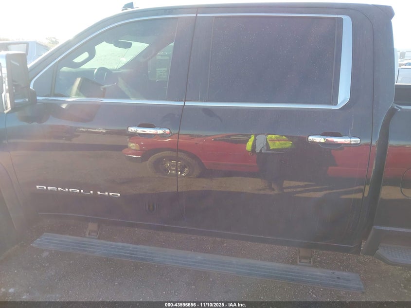 2022 GMC Sierra 2500Hd 4Wd Standard Bed Denali VIN: 1GT49REY8NF245255 Lot: 43596656