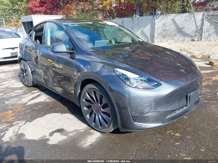 TESLA MODEL Y PERFORMANCE DUAL MOTOR ALL-WHEEL DRIVE