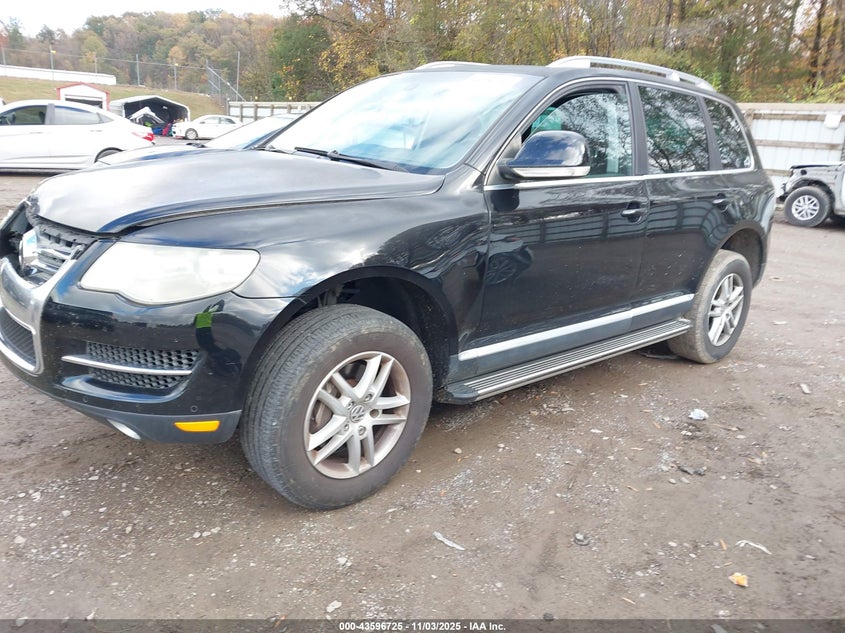 WVGBE77L49D025780 2009 VOLKSWAGEN TOUAREG photo no. 2
