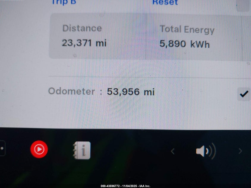 2019 Tesla Model 3 Long Range/Performance VIN: 5YJ3E1EB6KF391870 Lot: 43596772