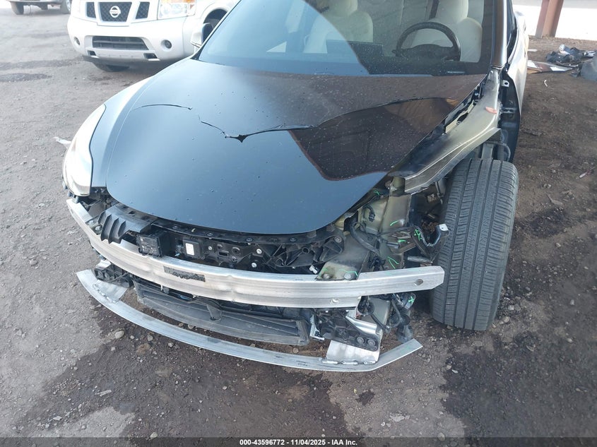 2019 Tesla Model 3 Long Range/Performance VIN: 5YJ3E1EB6KF391870 Lot: 43596772