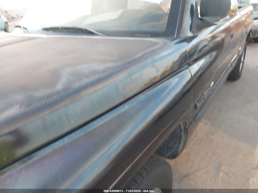 1B7HC13Y4YJ171261 2000 DODGE RAM photo no. 13