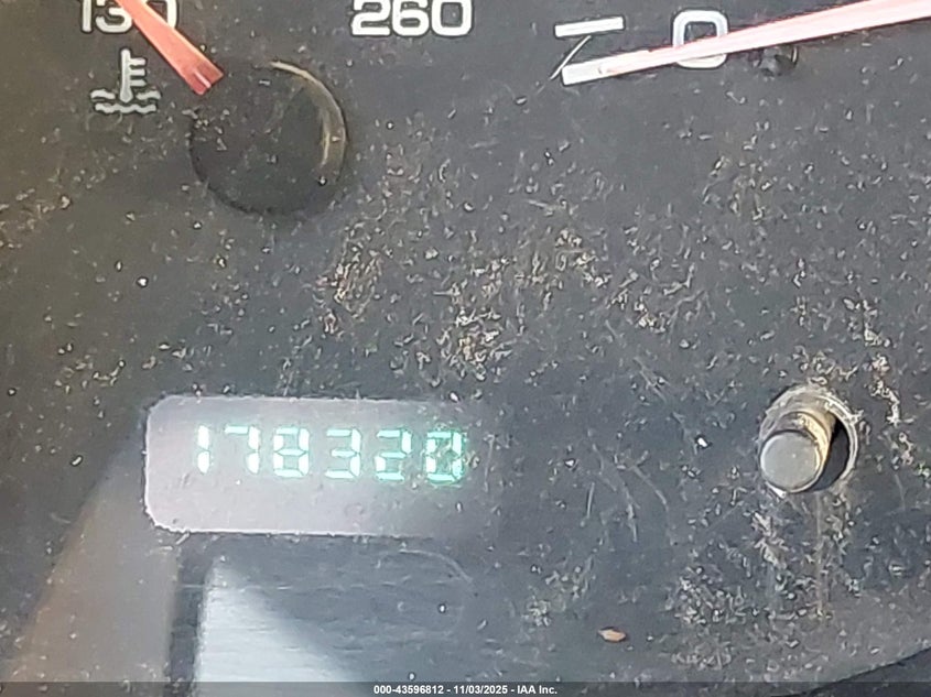 1B7HC13Y4YJ171261 2000 DODGE RAM photo no. 7