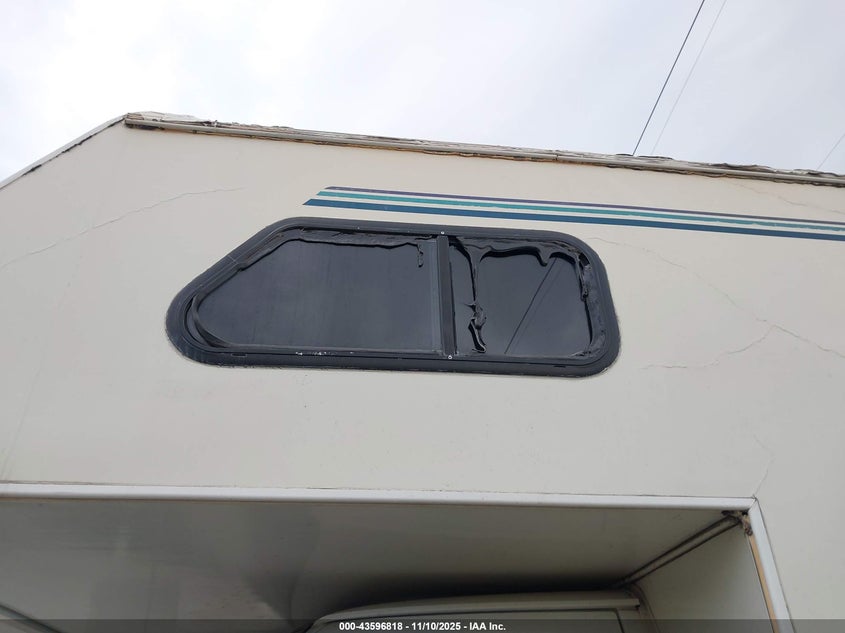 1999 Ford Econoline E350 Super Duty Ctwy V Rv VIN: 1FDWE30S2XHA00426 Lot: 43596818