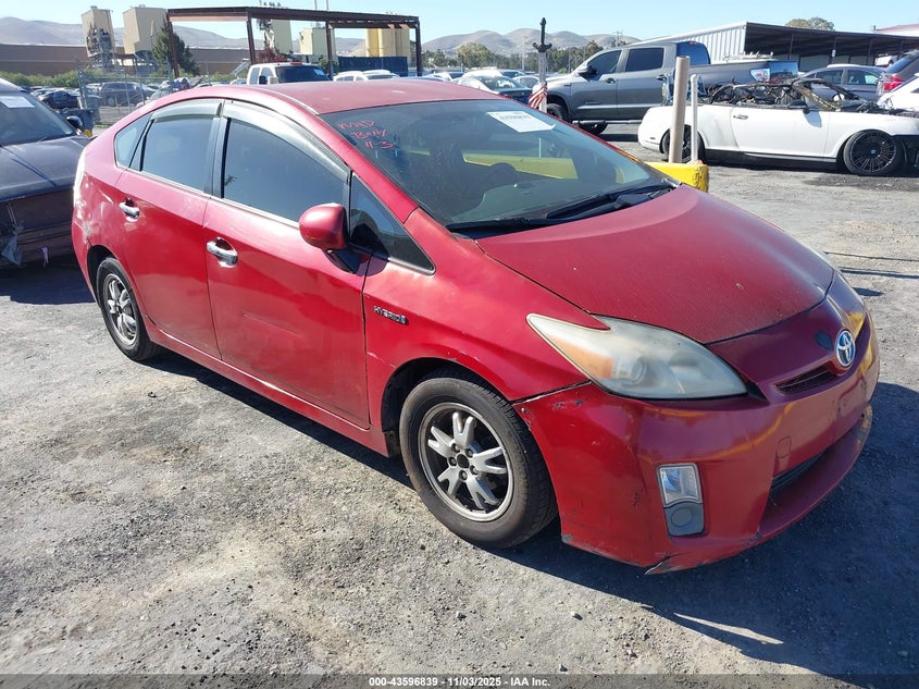 TOYOTA PRIUS IV