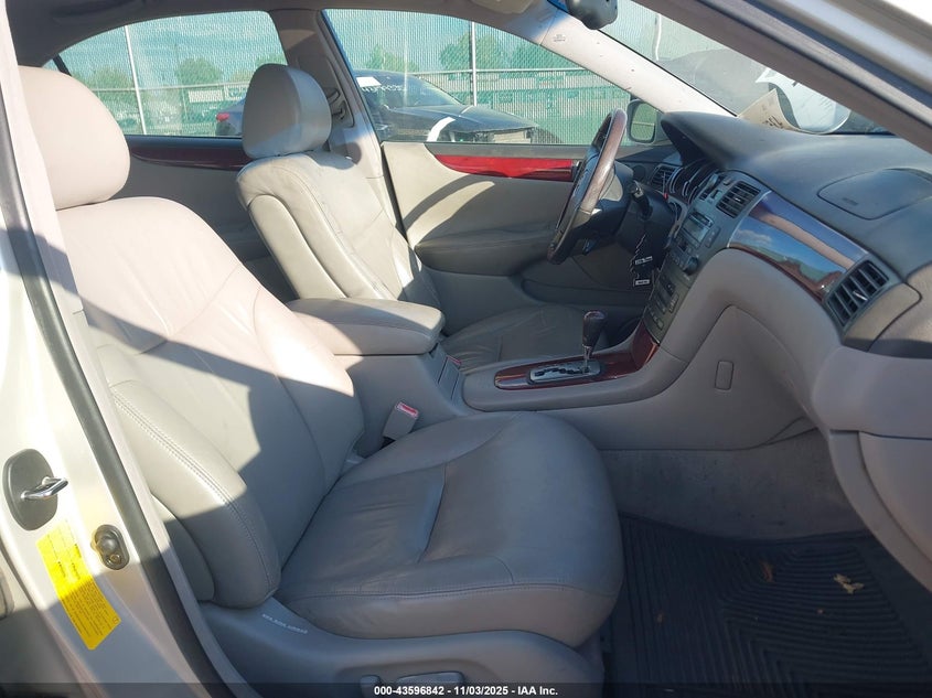 JTHBF30G030125220 2003 LEXUS ES photo no. 5