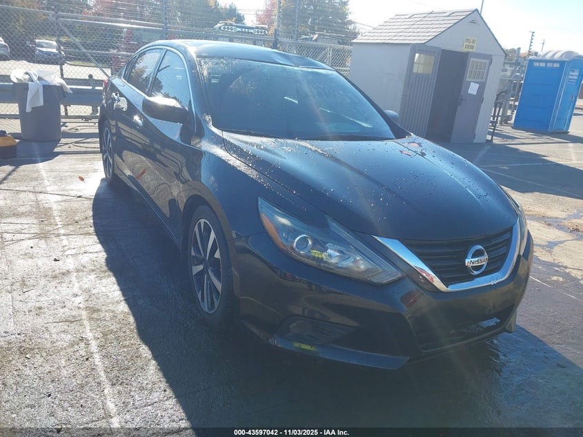 NISSAN ALTIMA 2.5 SR
