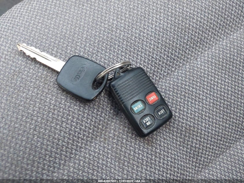 1997 Ford Mustang VIN: 1FALP4441VF105637 Lot: 43597057