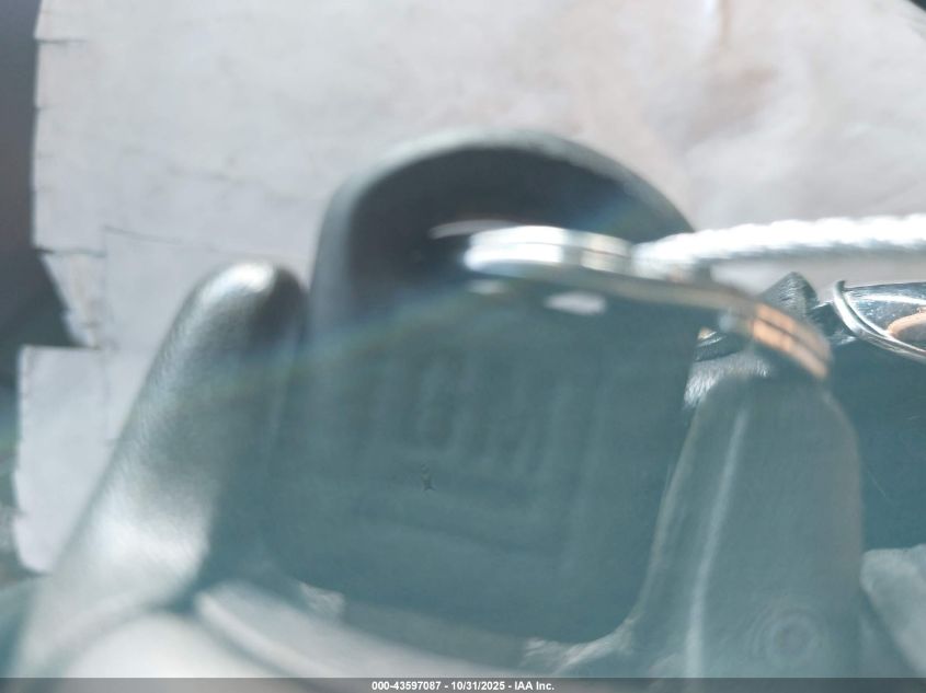 2002 Pontiac Grand Prix Gt VIN: 1G2WP12K72F223697 Lot: 43597087