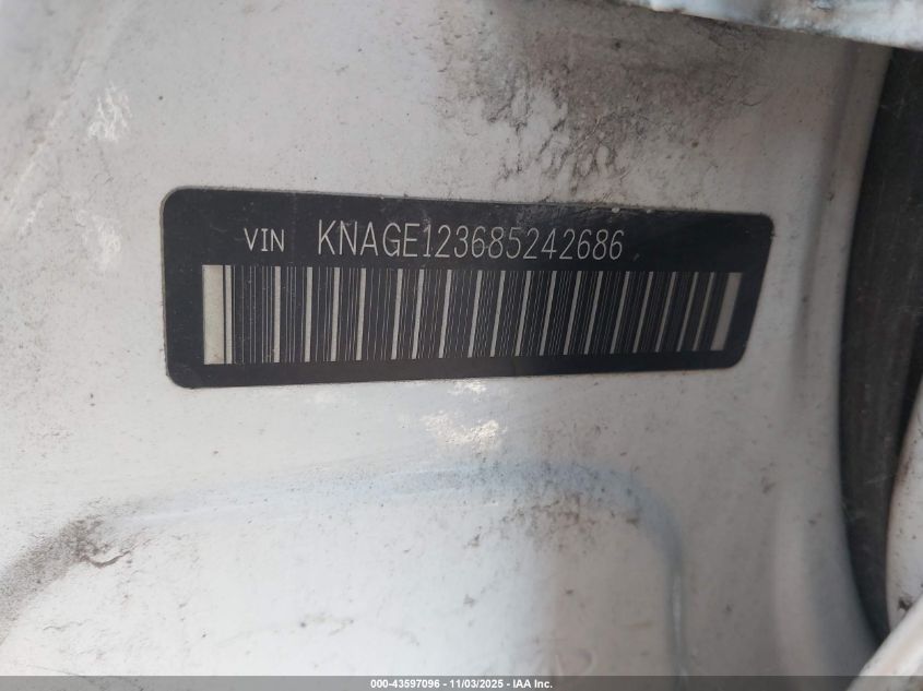 2008 Kia Optima Lx VIN: KNAGE123685242686 Lot: 43597096