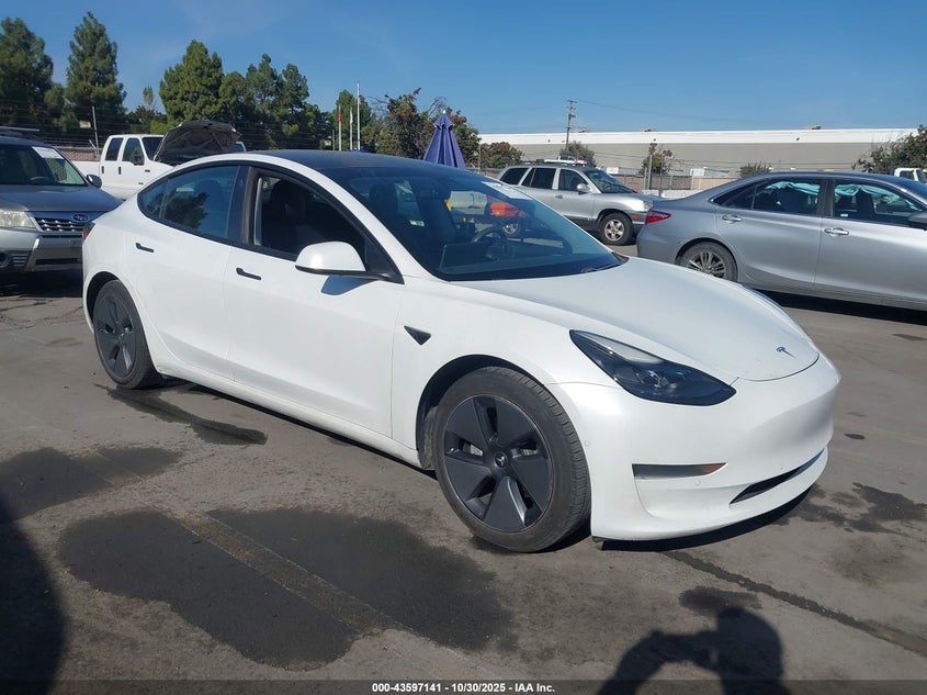 TESLA MODEL 3 STANDARD RANGE PLUS REAR-WHEEL DRIVE