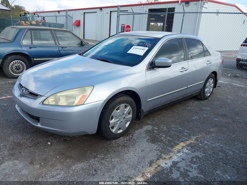 1HGCM56384A155252 2004 HONDA ACCORD photo no. 2