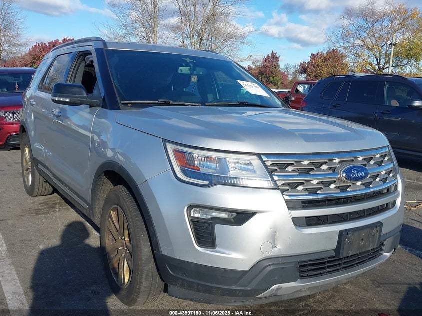 FORD EXPLORER XLT