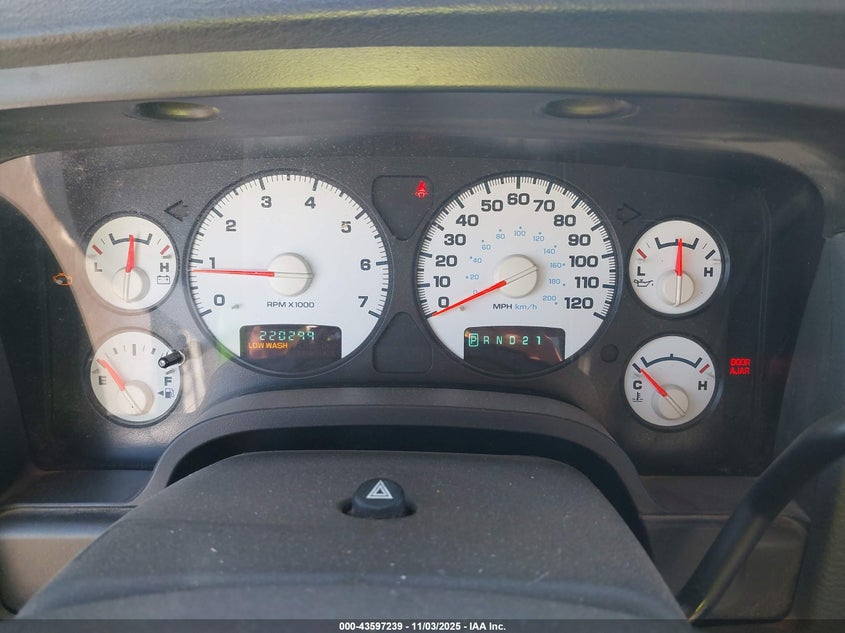 2005 Dodge Ram 1500 Slt/Laramie VIN: 1D7HU18D35S264450 Lot: 43597239