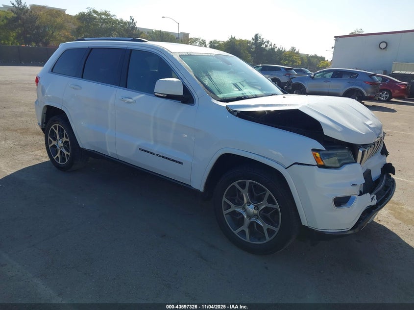 JEEP GRAND CHEROKEE STERLING EDITION 4X2