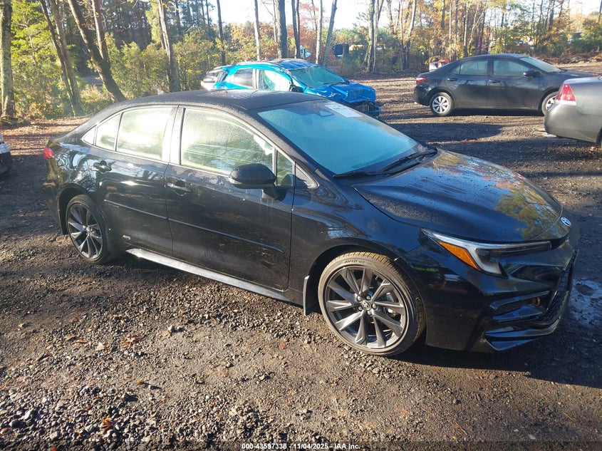 TOYOTA COROLLA HYBRID SE