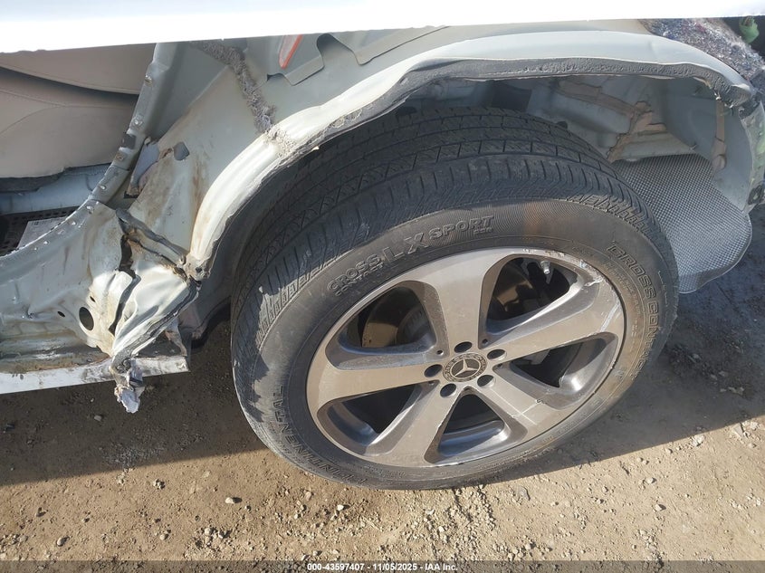 2022 Mercedes-Benz Glc 300 4Matic Suv VIN: W1N0G8EB0NG117802 Lot: 43597407