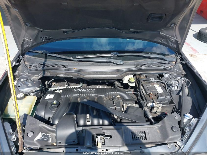 2008 Volvo S40 2.4I VIN: YV1MS382382374471 Lot: 43597414